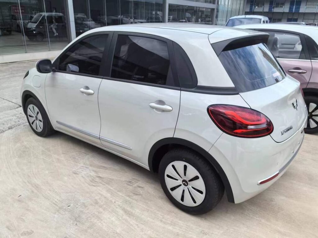 Brand new model of Wuling Bingo EV