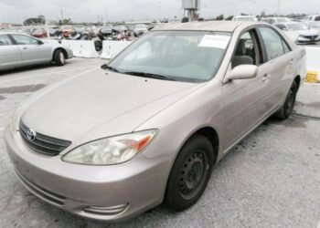 2002 TOYOTA CAMRY LE-XLE-SE Sedan 4 Door