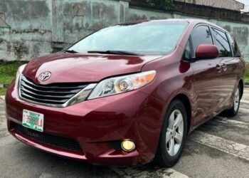 2011 Toyota Sienna