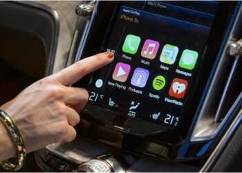 Best Car Brand For Those Addicted to Their Smartphones