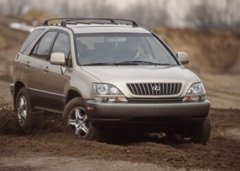Lexus RX300 - 2 million naira cars
