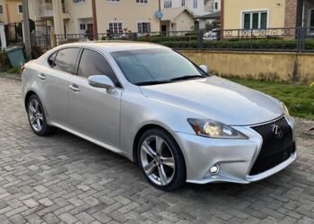 2012 lexus is250