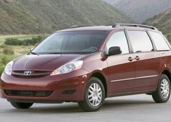 2009 Toyota Sienna in Nigeria – Price and Reviews