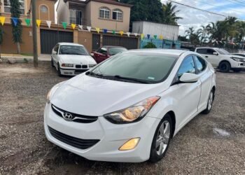 Hyundai Elantra GLS 2013