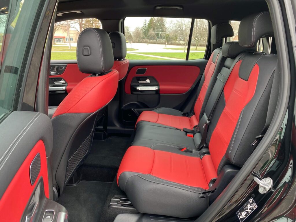 Mercedes-Benz AMG GLB35 interior1
