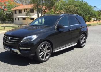 Mercedes-Benz ML350 SUV