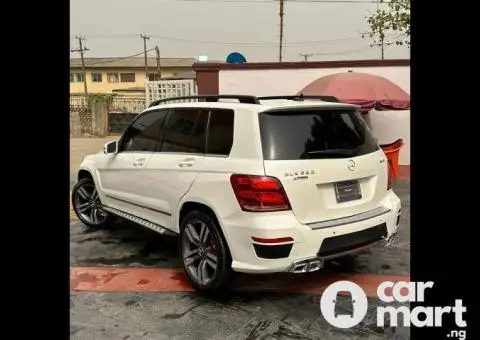 Toks standard 2011 Mercedes Benz GLK 350 4MATIC  Upgraded to 2015 - 5/5