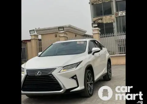 Foreign used 2016 Lexus RX350 White - 2/5