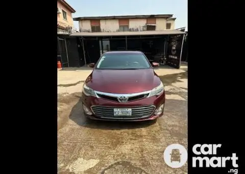 2013 Toyota Avalon XLE - 3/5