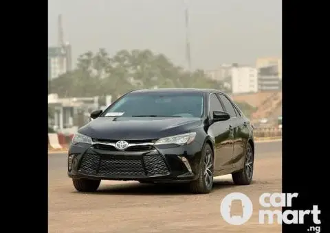 Foreign used 2016 Toyota Camry XSE - 1/5