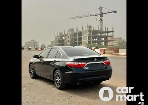 Foreign used 2016 Toyota Camry XSE - 5/5