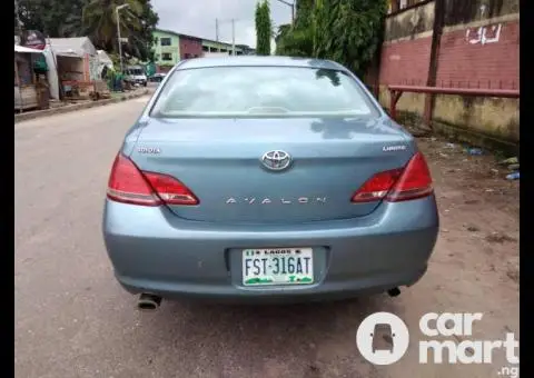 Used Toyota Avalon 2006 - 2/4