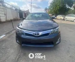 Clean 2014 Toyota camry