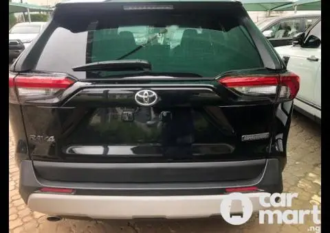 Foreign used 2020 Toyota RAV4 Adventure - 5/5