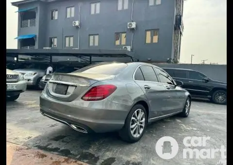 2016 Mercedes Benz C300 4Matic - 5/5