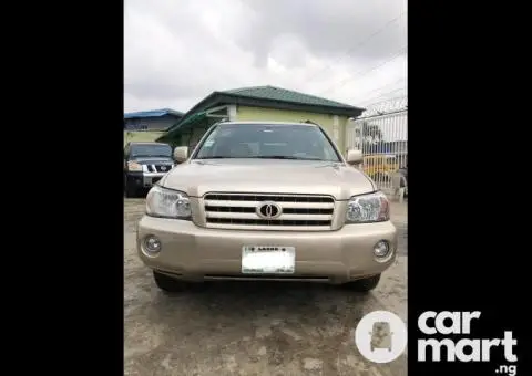 Nigerian Used 2005 Toyota Highlander Limited - 1/5