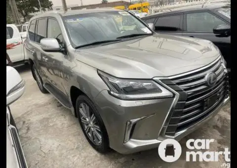 2016 Foreign-used Lexus LX570 - 4/5