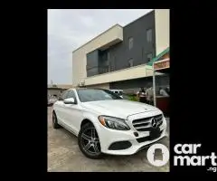 Foreign used 2017 mercedes Benz c300 - 1