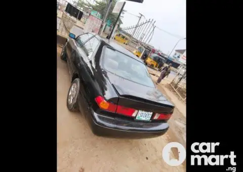 Clean 2001 Toyota Camry In Excellent Condition - 1/5