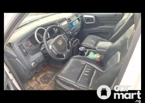 Clean Registered 2006 Honda Ridgeline - 2/5