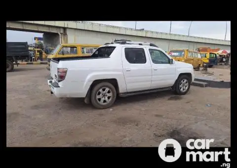 Clean Registered 2006 Honda Ridgeline - 3/5