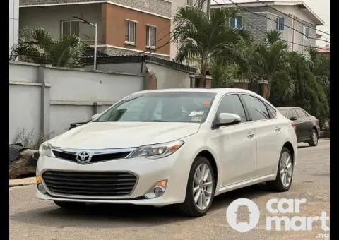 2013 Foreign-used Toyota Avalon XLE - 1/5