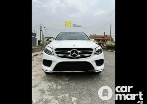 2018 Mercedes Benz GLE350 Full Option - 2/5