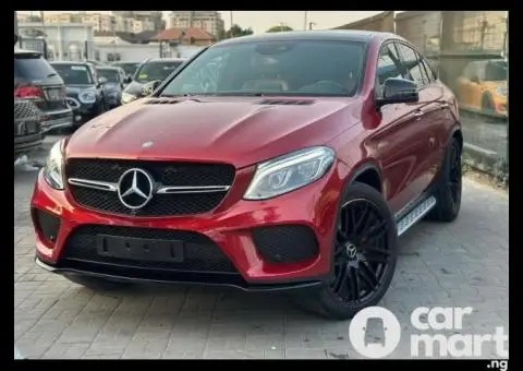 Tokunbo 2016 Mercedes Benz GLE43 - 3/5