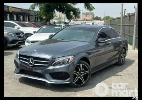 Used 2015 Mercedes Benz C300 - 1/5