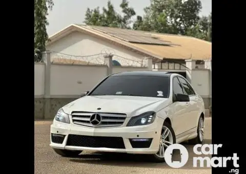 Foreign used 2012 Mercedes Benz C300 - 2/5