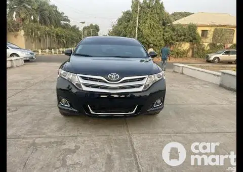 Super clean keyless 2010 Toyota Venza - 1/5