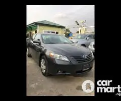 2009 Foreign-used Toyota Camry LE - 1