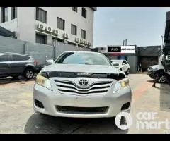 Used 2010 Toyota Camry LE - 1