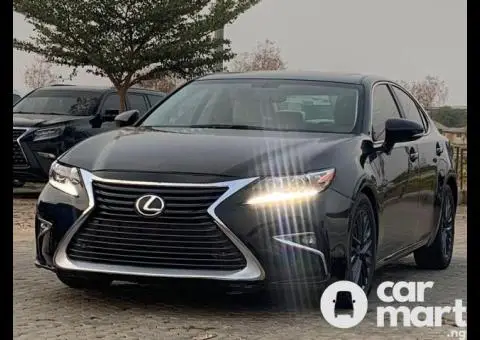 Super clean 2018 Lexus ES350 - 1/5