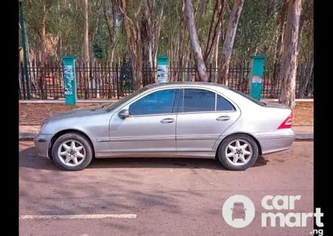 Used 2007 Mercedes Benz C230 - 1/5