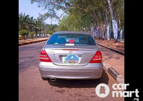 Used 2007 Mercedes Benz C230 - 4/5