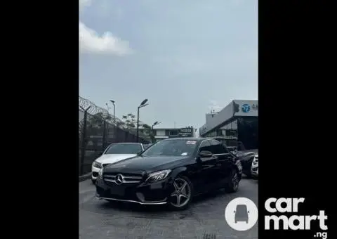 Tokunbo 2015 Mercedes Benz C300 - 1/5