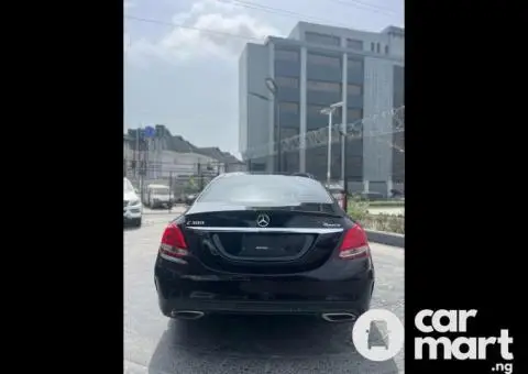 Tokunbo 2015 Mercedes Benz C300 - 5/5