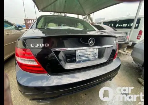 Mercedes Benz C300 2012 - 4/5