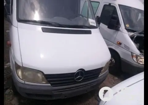 Foreign Used 2000 Mercedes Benz Sprinter 313 CDI - 1/5