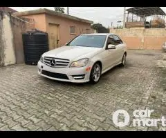 2012 Mercedes Benz C300 4MATIC - 1