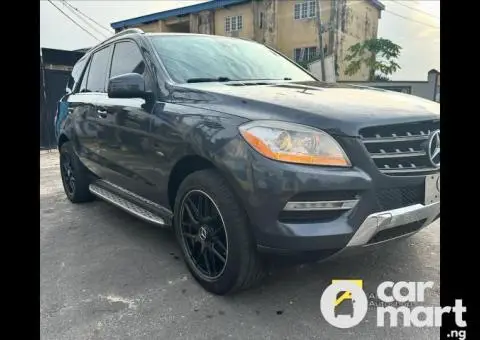 2013 Mercedes ML350 - 2/5