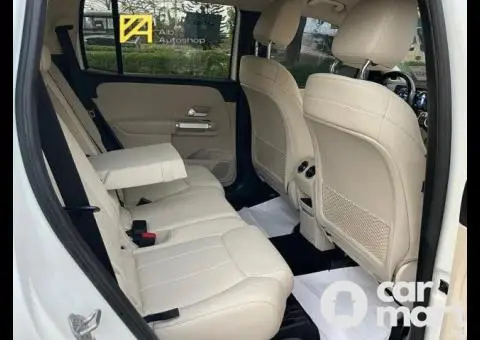 2020 Mercedes Benz GLB250 4Matic - 4/5