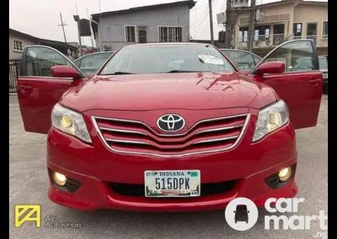 2011 Toyota Camry SE V6 - 1/5