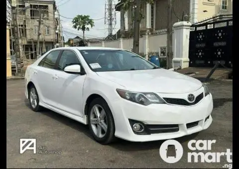 2013 Toyota Camry SE - 1/5