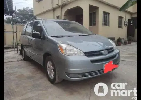 Used Toyota Sienna 2005 - 4/5