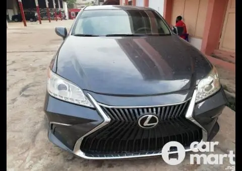 Used 2010 Lexus Es350 - 3/5