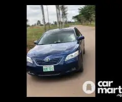 Used Toyota Camry XLE - 1