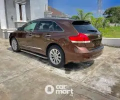 Foreign used 2010 Toyota Venza