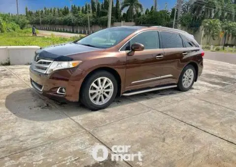 Foreign used 2010 Toyota Venza - 1/5